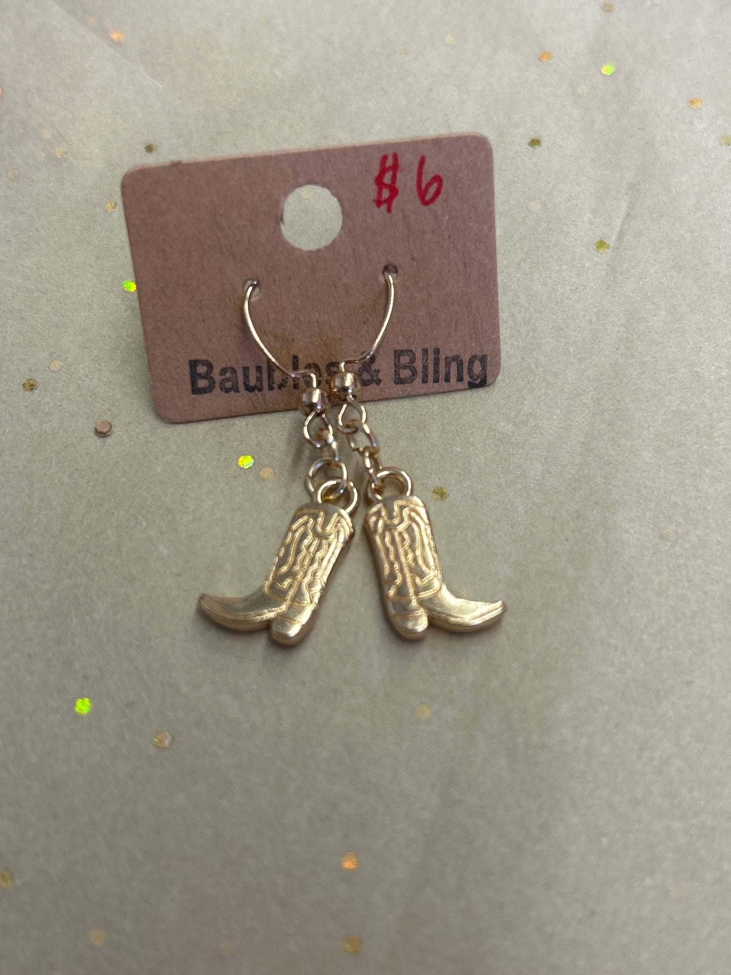 Gold style ear rings