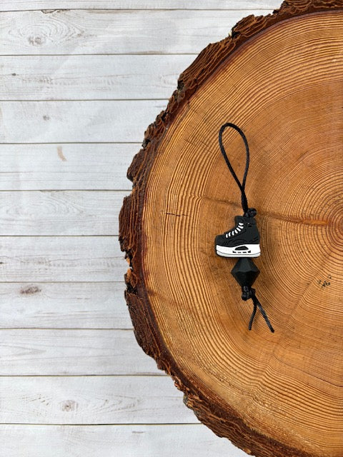 Silicone beaded zipper pulls