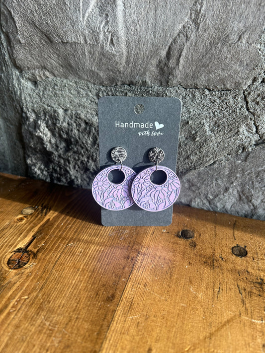 Large hoop daisy earring